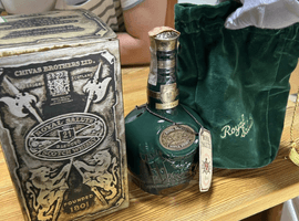 CHIVAS BROTHERS：ロイヤルサルート 21年 緑など3点