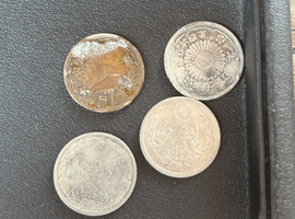 小型50銭銀貨など古銭類