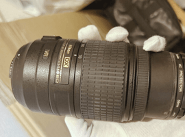 Nikon：レンズ／Nikon：ボディなど3点