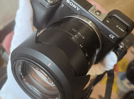 SONY：NEX-6+Vario-Tessar T* E 16-70mm F4 ZA OSS SEL1670Zなど4点