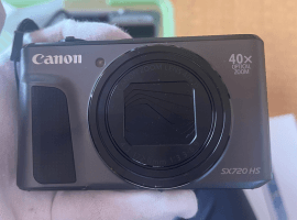 Canon：PowerShot SX720 HS ブラックなど3点