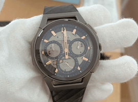 BULOVA / カーブ スケルトン文字盤 / 98A162 / 状態ランク：Bなど3点