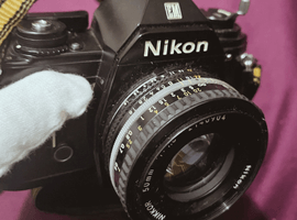 Nikon：EM+Ai-S NIKKOR 50mm F1.8 ※プラスチック鏡筒／PENTAX：交換レンズ付きボディなど4点