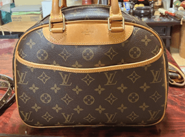 LOUIS VUITTON / モノグラム / トゥルーヴィル / M42228 / 状態ランク：ABなど5点