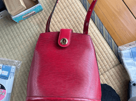 LOUIS VUITTON / エピ / クリュニー / M52257 / 状態ランク：Sなど3点