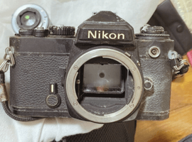 Nikon：ボディ／Nikon：レンズなど8点