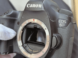 Canon：EOS 6D ボディなど3点