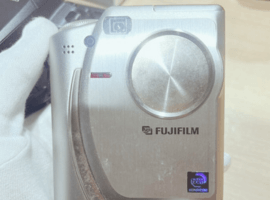 FUJIFILM：ファインピックス 4700Z FINEPIX／PENTAX：DAL 55-300mm F4-5.8 EDなど8点