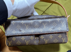 LOUIS VUITTON / モノグラム / ヴィバシテ MM / M51164 / 状態ランク：Bなど2点