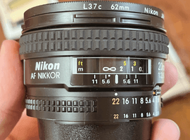 Nikon:AF NIKKOR 20mm F2.8Dなど3点