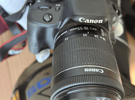 Canon：EOS Kiss X7 + EF-S 18-55mm F3.5-5.6 IS STMなど3点