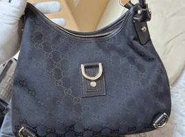 GUCCI / GGキャンバス / ショルダーバッグ / 130738 / 状態ランク：ABなど2点(京都府京都市北区・出張買取)｜ブランド品の高価買取なら【バイセル】