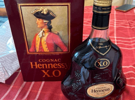 ブランデー：Hennessy（XO 金キャップ クリアボトル）／ブランデー：CAMUS（XO ロングネック）など16点