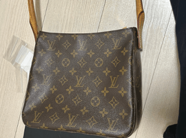 LOUIS VUITTON / モノグラム / ルーピング MM / M51146 / 状態ランク：Bなど6点
