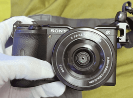SONY：α6600 ボディ ILCE-6600＋E PZ 16-50mm F3.5-5.6 OSS SELP1650 ブラックなど8点（埼玉県越谷市・出張買取）｜カメラの高価買取なら【バイセル】