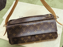 LOUIS VUITTON / モノグラム / ヴィバシテ MM / M51164 / 状態ランク：Bなど4点