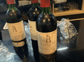 ワイン：Chateau Haut-Brion（1970）／ワイン：LES FORTS DE LATOUR（1998）など3点