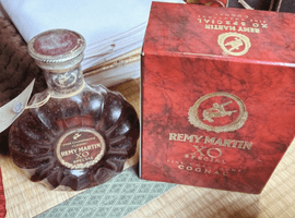 ブランデー：REMY MARTIN（XOスペシャル 旧クリアボトル）／ブランデー：CAMUS（XO ロングネック）など2点