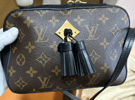 LOUIS VUITTON / モノグラム / サントンジュなど3点（大阪府吹田市・出張買取）｜ブランド品の高価買取なら【バイセル】