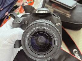 Canon：EOS Kiss X3 ボディ＋EF-S 18-55mm F3.5-5.6 IS STMなど5点