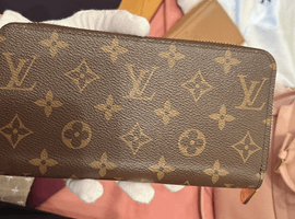 LOUIS VUITTON / モノグラム / ジッピーウォレット 旧型 / M60017 / 状態ランク：Bなど4点