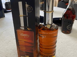ウイスキー：Suntory（センチュリー 17年 スペシャルセレクション 2001）／ブランデー：Hennessy（XO カラフェ バカラボトル）など17点