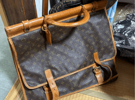 LOUIS VUITTONなど4点