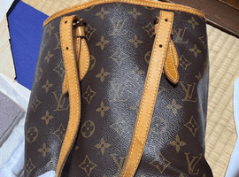 LOUIS VUITTON / モノグラム / バケット PM / M42238 / 状態ランク：BCなど3点(埼玉県川越市・出張買取）｜ブランド品の高価買取なら【バイセル】