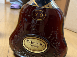 ブランデー：Hennessy（XO ゴールドキャップ グリーンボトル）／ウイスキー：三楽（阪神タイガース）など4点