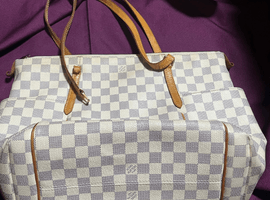 LOUIS VUITTON / ダミエ アズール / N51261 / 状態ランク：Dなど2点