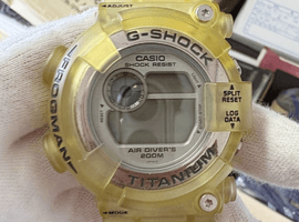 CASIO / フロッグマン / DW-8201WC / 状態ランク：Bなど3点