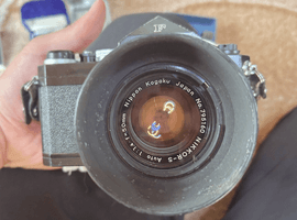 Nikon：交換レンズ付きボディ／Nikon：交換レンズ付きボディなど4点