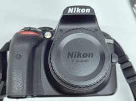 Nikon：D3400 ボディ ブラック／Nikon：AF-P DX NIKKOR 18-55mm F3.5-5.6G VRなど3点