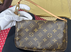 LOUIS VUITTON / モノグラム / ポシェットアクセソワール 旧型 / M51980 / 状態ランク：Aなど4点