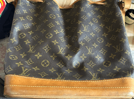 LOUIS VUITTON / モノグラム / ノエ / M42224 / 状態ランク：Cなど2点