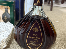 ブランデー：COURVOISIER（XO グリーンボトル）／ブランデー：CAMUS（XO ロングネック）など5点