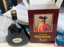 ブランデー：Hennessy（XO 金キャップ グリーンボトル）／ブランデー：REMY MARTIN（XOスペシャル 旧クリアボトル）など5点