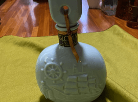 ウイスキー：メルシャン（グロリアオーシャン マリンセンス）／ウイスキー：Suntory（エクセレンス 有田焼 錦鶏菊梅竹文 特級 陶器ボトル）など19点