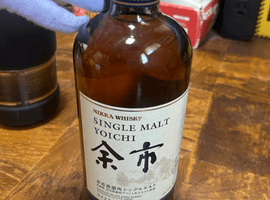 ウイスキー：NIKKA（余市 シングルモルト）／ブランデー：REMY MARTIN（ファイン シャンパーニュ ナポレオン）など3点