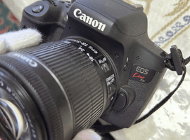 Canon：EOS Kiss X8i EF-S 18-55 IS STM レンズキットなど3点