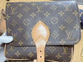 LOUIS VUITTON / モノグラム / カルトシエール 22 / M51253 / 状態ランク：Dなど3点