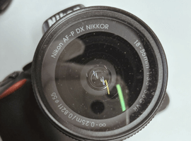 Nikon：交換レンズ付きボディ／Nikon：レンズなど2点