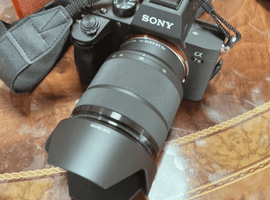 SONY：α7III ズームキット ILCE-7M3K／Nikon：COOLPIX P7800など3点
