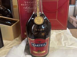ブランデー：MARTELL（VSOP メダイヨン クリアボトル 赤ラベル）／ブランデー：Hennessy（キュヴェ）など6点