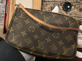 LOUIS VUITTON / モノグラム / ポシェットアクセソワール / M51980 / 状態ランク：ABなど2点