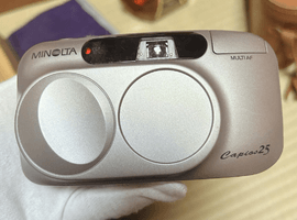 MINOLTA：ボディ／FUJIFILM：ボディなど4点