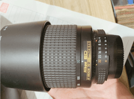 Nikon：レンズ／SONY：交換レンズ付きボディなど4点