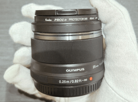 OLYMPUS：レンズ／OLYMPUS：ボディなど2点