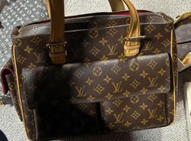 LOUIS VUITTON / モノグラム / ミュルティプリ シテ / M51162 / 状態ランク:ABなど2点