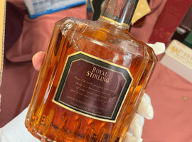 ウイスキー：ROYAL STIRLING（レアオールド）／ブランデー：Dartimon（VSOP ファインシャンパーニュ）など10点